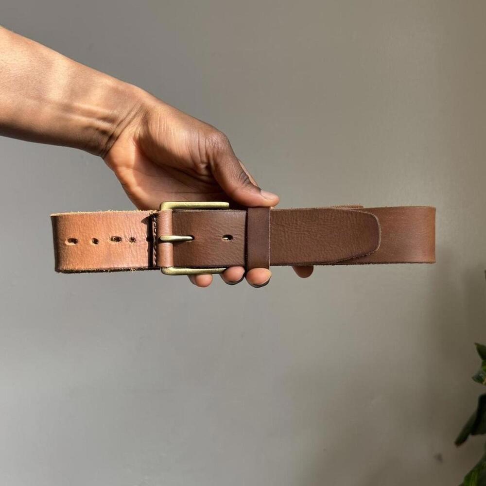 Vintage Timberland tan genuine leather belt with gold‎ buckle size 38